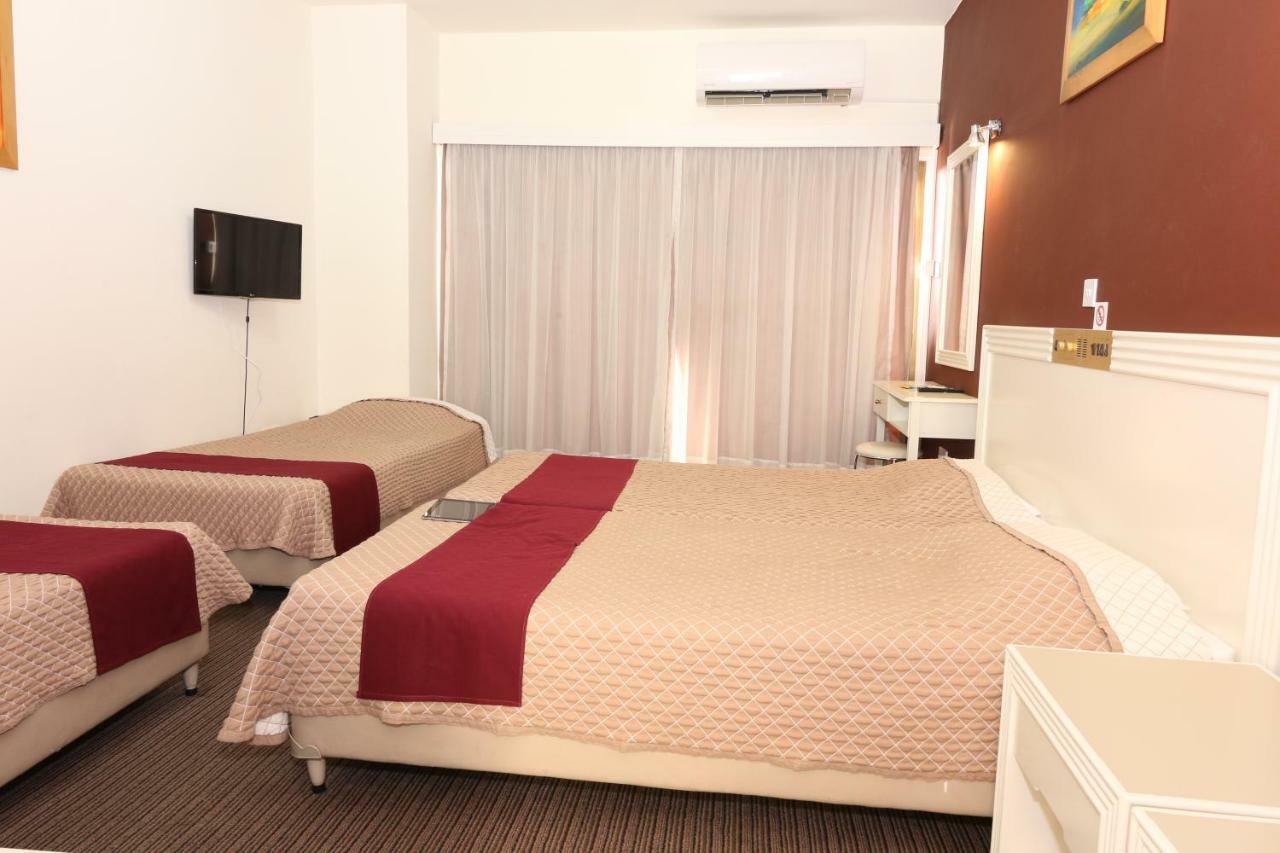 Kings Annex Aparthotel Paphos Bagian luar foto